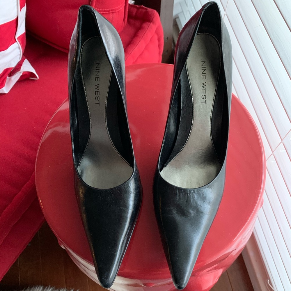 Nine West Black Leather Heels-Size 8